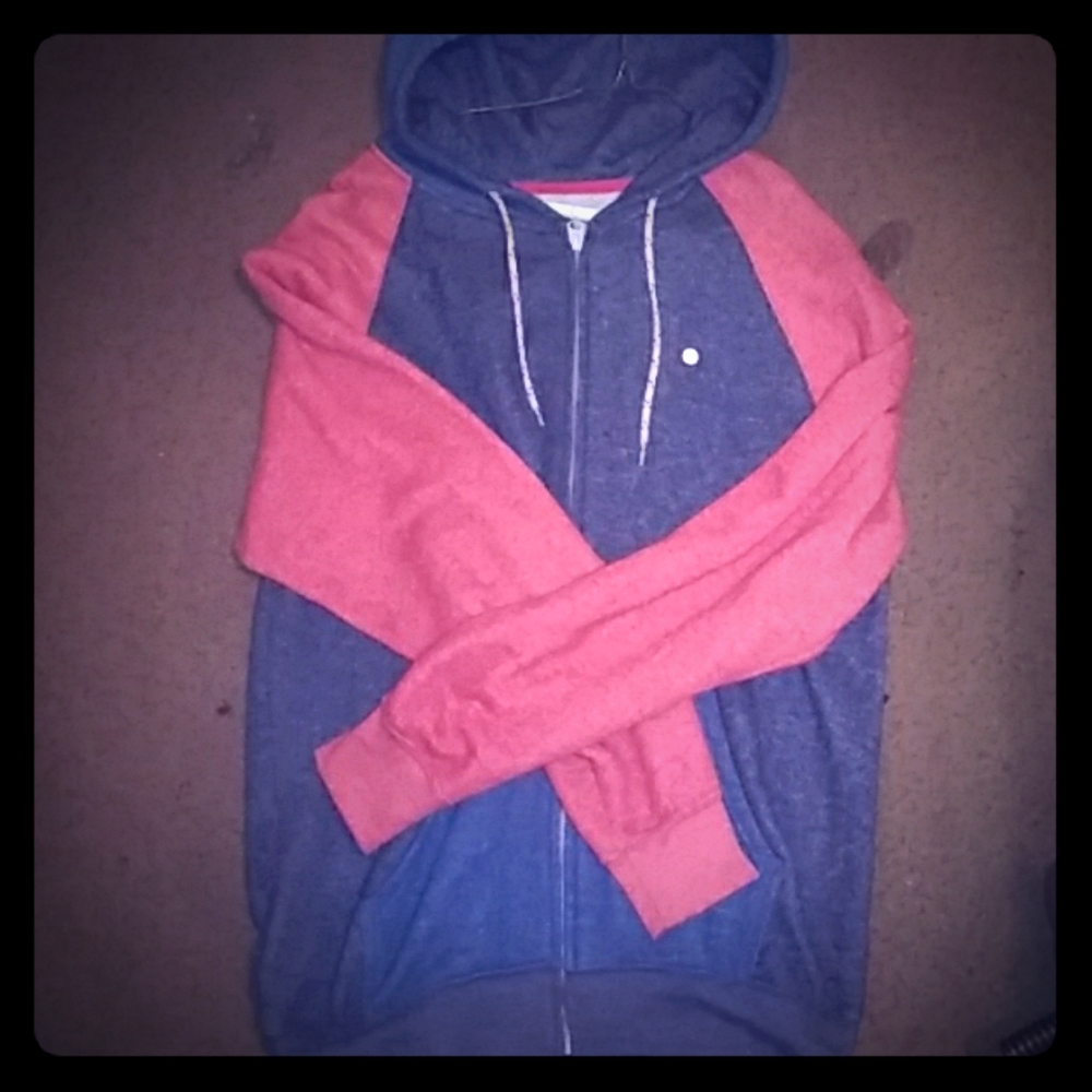 Billabong sweater